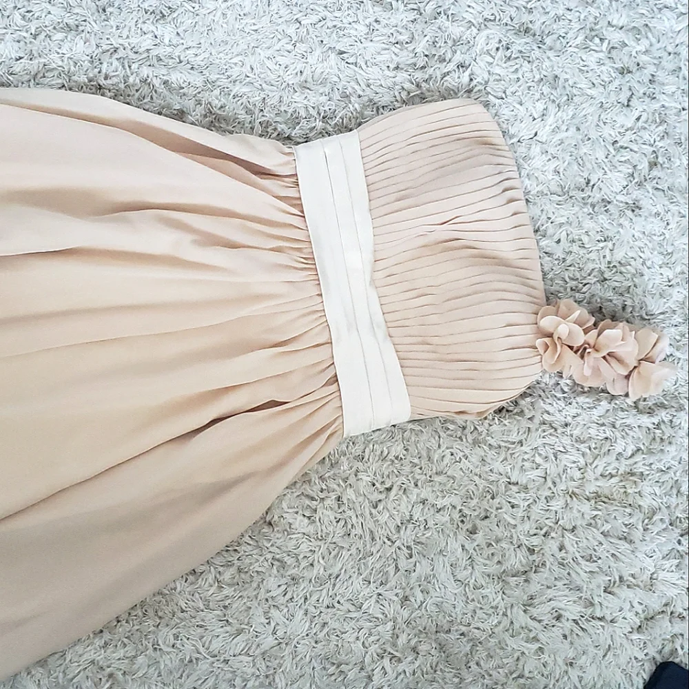 Champagne one shoulder mini dress - Picture 2 of 6